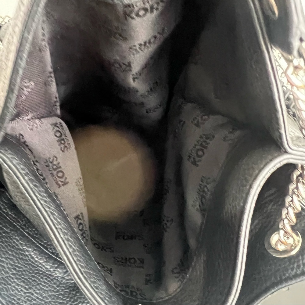 Michael Kors Black Leather Bag with Silver Chain Strap - Picture 6 of 8